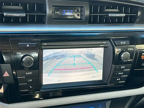 Used 2014 Toyota Corolla LE image 22