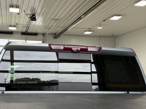 Used 2024 Chevrolet Silverado 2500 ZR2 w/ Technology Package image 11