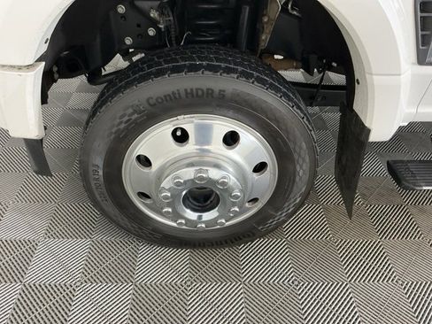Used 2024 Ford F450 Platinum w/ FX4 Off-Road Package image 33
