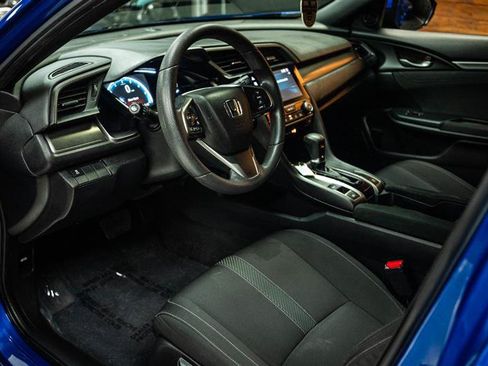 Used 2018 Honda Civic EX image 7