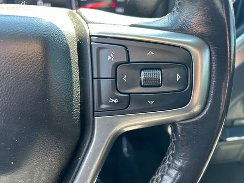 Used 2021 Chevrolet Silverado 1500 LT AWD/4WD image 25
