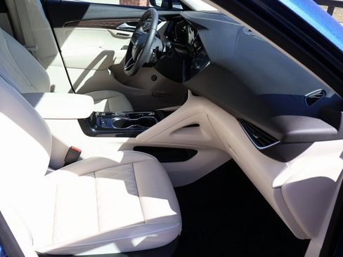 Certified 2023 Buick Envision Avenir image 12