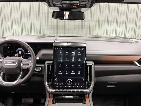 Used 2026 GMC Yukon XL Denali w/ Sun & Power Step Package AWD/4WD image 34