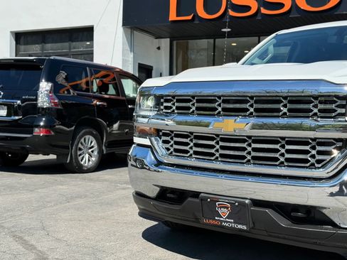Used 2019 Chevrolet Silverado 1500 LT AWD/4WD image 31
