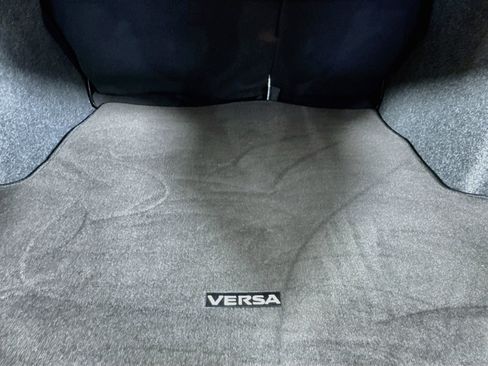 Used 2022 Nissan Versa SV FWD image 26