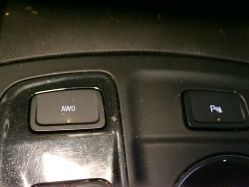 Used 2022 Chevrolet Equinox RS w/ RS Plus Package AWD/4WD image 29
