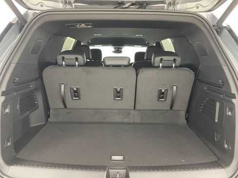 New 2026 Chevrolet Traverse LT w/ Driver Confidence Package AWD/4WD image 13