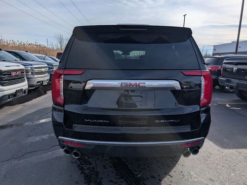 Used 2024 GMC Yukon XL Denali image 8