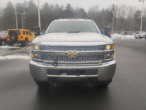 Used 2019 Chevrolet Silverado 2500 W/T w/ Snow Plow Prep Package image 3