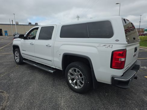 Used 2015 GMC Sierra 1500 SLT w/ SLT Crew Cab Value Package AWD/4WD image 6