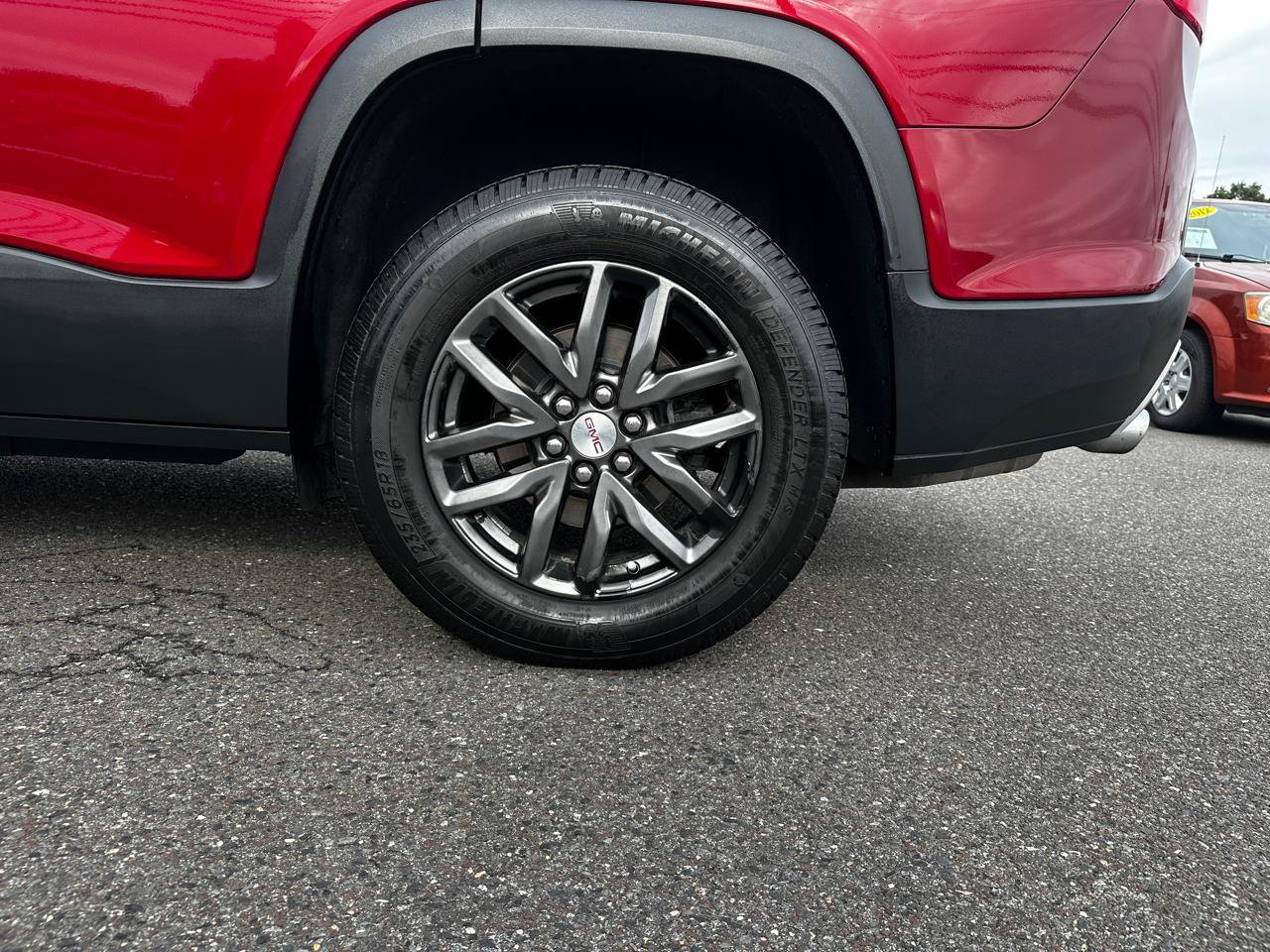 Used 2019 GMC Acadia SLT FWD image 24