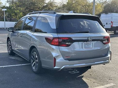 New 2026 Honda Odyssey EX-L image 5
