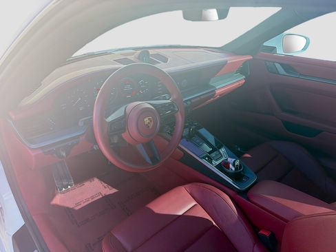 Used 2022 Porsche 911 Carrera S w/ Sport Package image 7