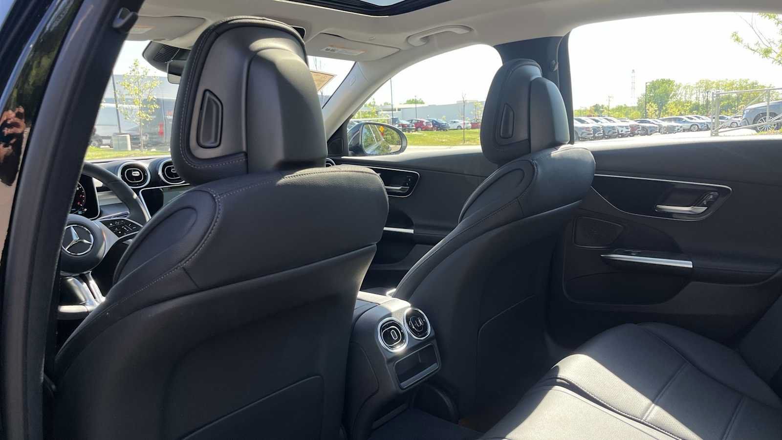 Used 2026 Mercedes-Benz C 300 4MATIC Sedan image 29