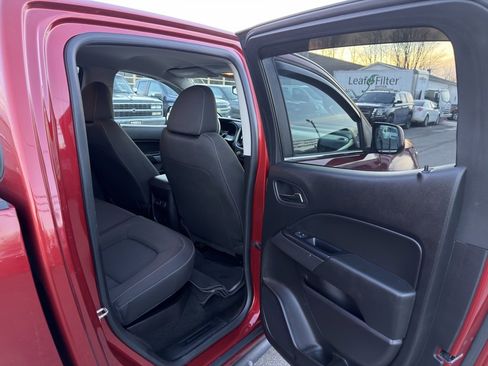 Used 2016 Chevrolet Colorado LT w/ LT Convenience Package image 29