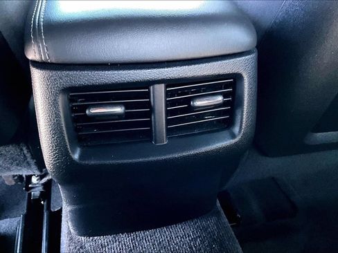 Used 2015 Dodge Challenger R/T w/ Quick Order Package 22B R/T RWD image 32