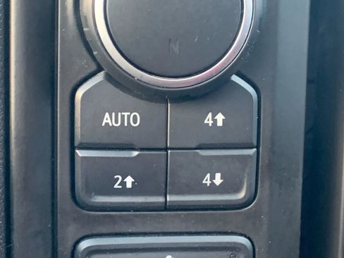 Used 2021 Chevrolet Silverado 1500 Custom Trail Boss image 21