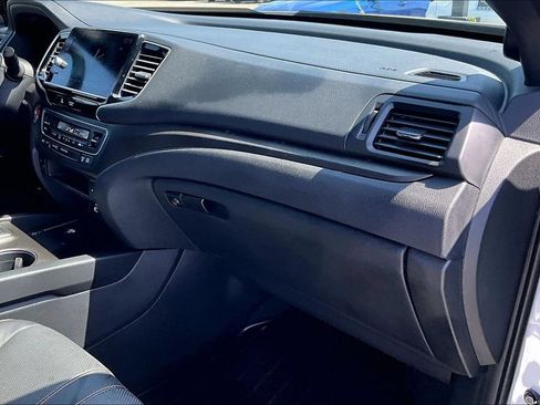 Used 2024 Honda Ridgeline TrailSport image 19