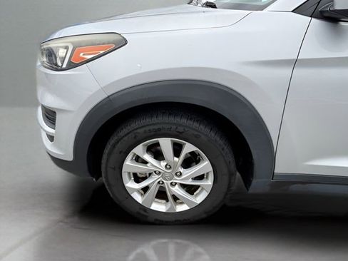 Used 2019 Hyundai Tucson SE image 12