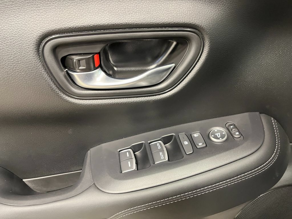 New 2027 Honda HR-V EX-L image 13