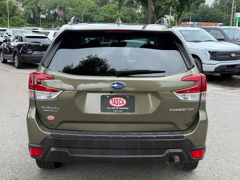 Used 2023 Subaru Forester Premium AWD/4WD image 9