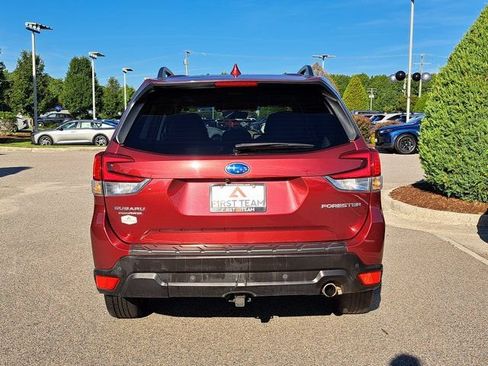 Used 2021 Subaru Forester Limited AWD/4WD image 6