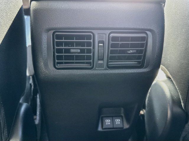Used 2021 Toyota 4Runner SR5 Premium w/ Moonroof Package AWD/4WD image 26