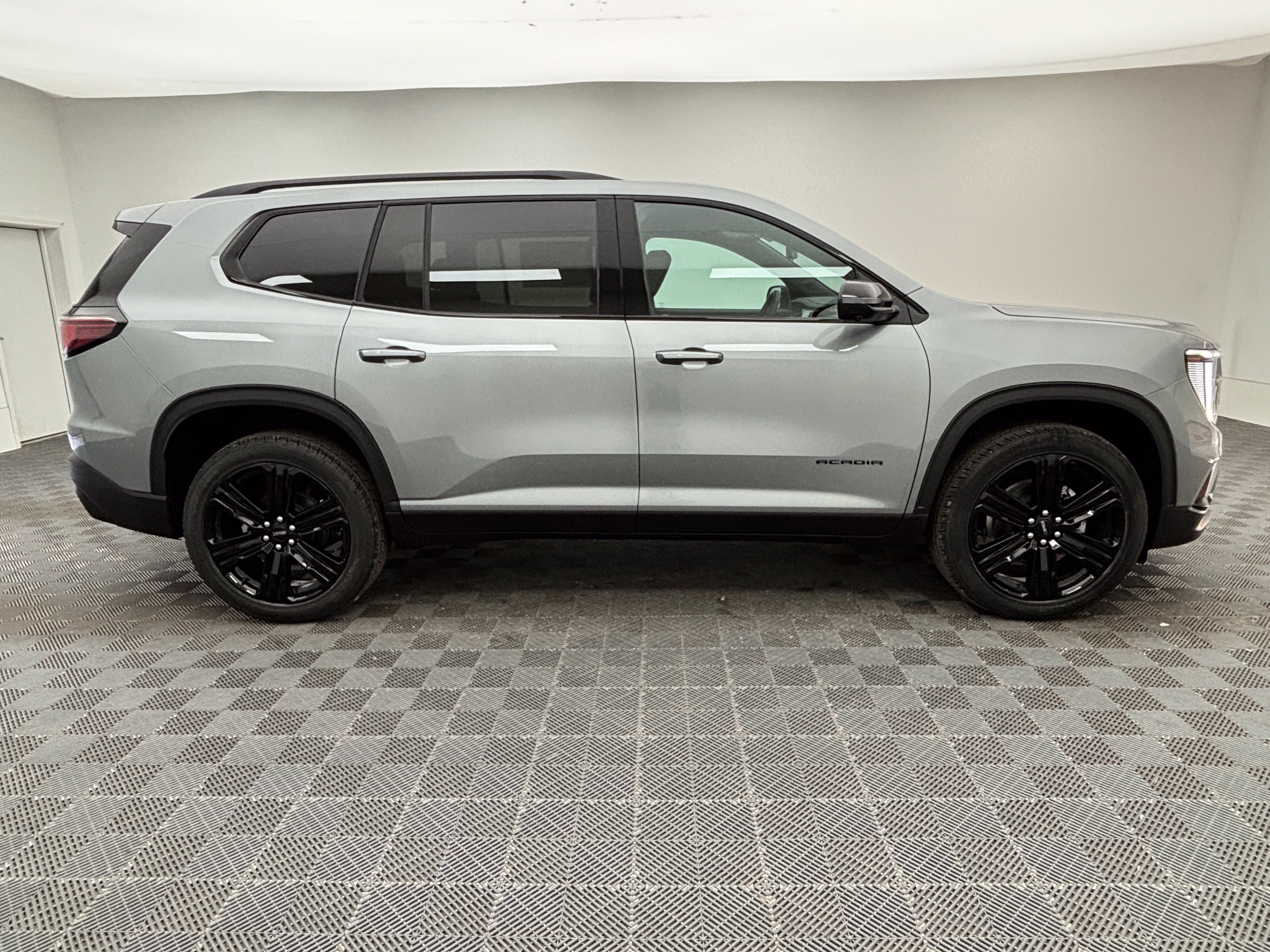 New 2027 GMC Acadia Elevation w/ Black Edition AWD/4WD image 9
