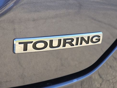 New 2025 Honda Pilot Touring image 15