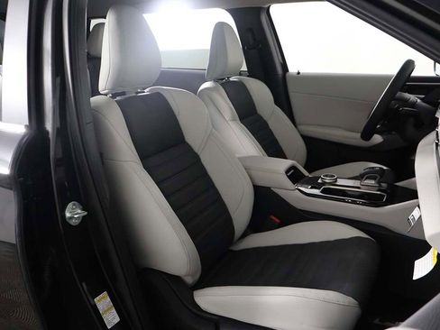 New 2026 Mitsubishi Outlander SE AWD/4WD image 32