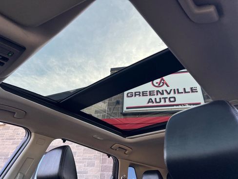 Used 2021 Nissan Rogue Platinum image 24