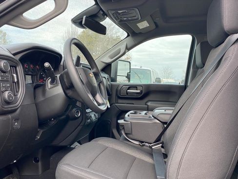 New 2026 Chevrolet Silverado 2500 Custom w/ Custom Value Package image 14