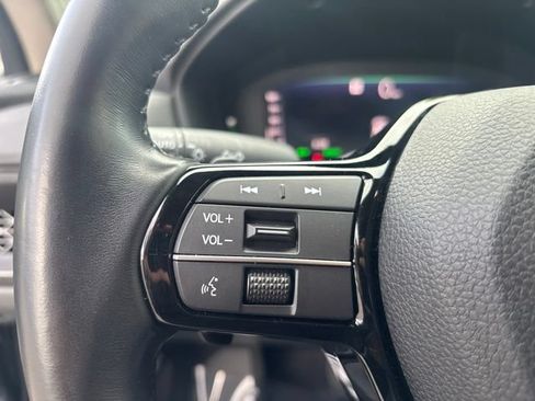 Used 2023 Honda Accord Touring image 17