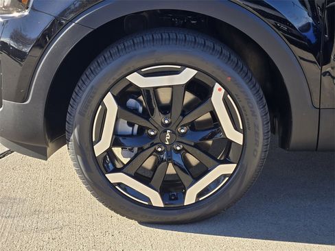 New 2025 Kia Telluride EX image 8