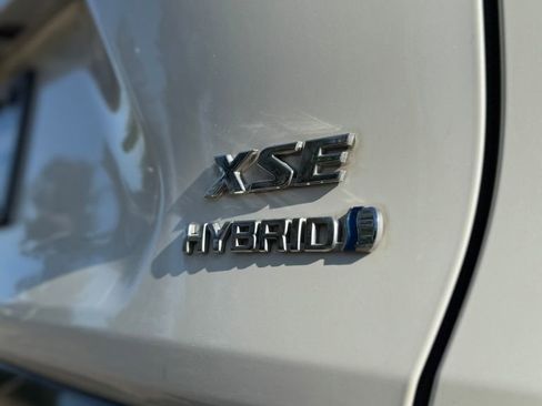 Used 2021 Toyota RAV4 XSE AWD/4WD image 39