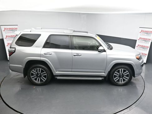 Used 2022 Toyota 4Runner Limited image 36