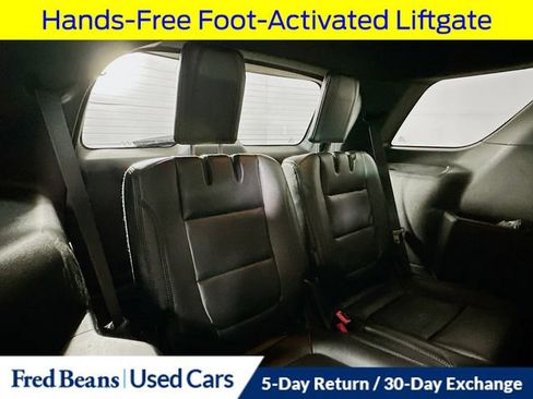 Used 2017 Ford Explorer XLT w/ Equipment Group 202A AWD/4WD image 34