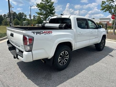 Used 2020 Toyota Tacoma TRD Sport AWD/4WD image 7