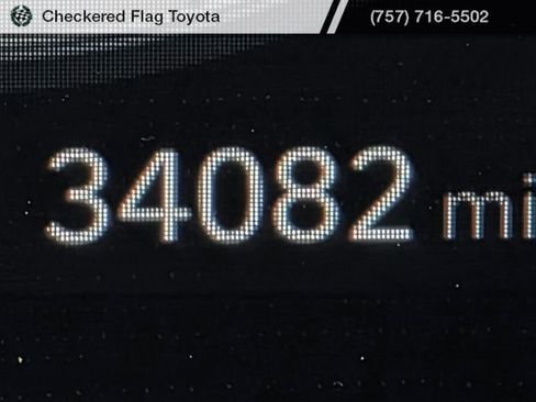 Used 2024 Hyundai Elantra SEL w/ Convenience Package FWD image 13