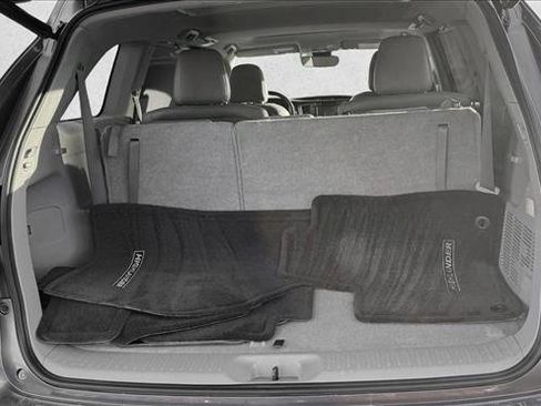 Used 2019 Toyota Highlander Limited image 8