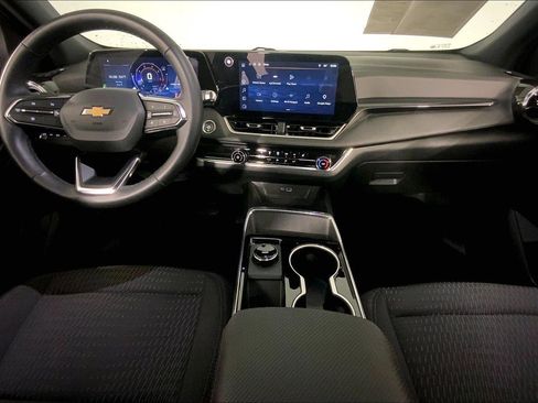 Used 2026 Chevrolet Equinox LT AWD/4WD image 15