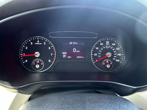 Used 2020 Kia Sorento LX FWD image 19