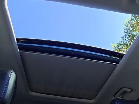 Used 2013 Ford Escape Titanium w/ Class II Trailer Tow Pkg image 14