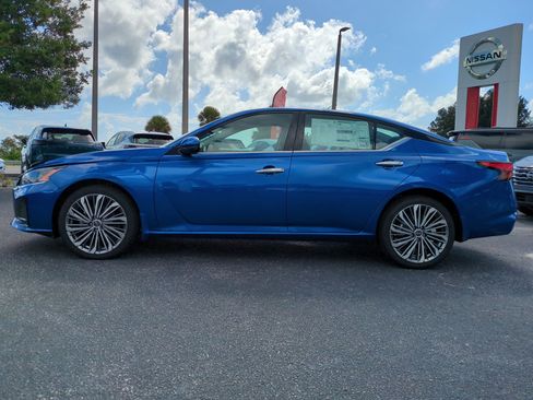 New 2025 Nissan Altima 2.5 SL image 7