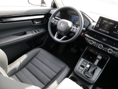 Certified 2026 Honda CR-V EX-L image 9