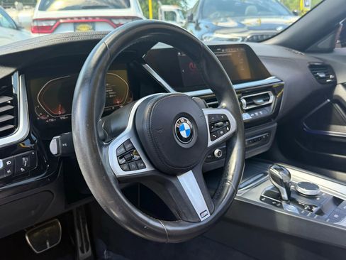Used 2019 BMW Z4 sDrive30i w/ M Sport Package image 15