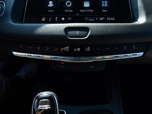 Used 2023 Cadillac XT4 Premium Luxury AWD/4WD image 15