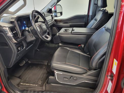 Used 2023 Ford F350 Lariat image 10