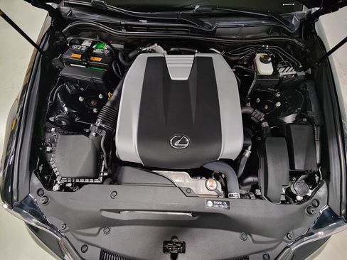 Used 2019 Lexus IS 300 F Sport w/ F Sport Package AWD/4WD image 4