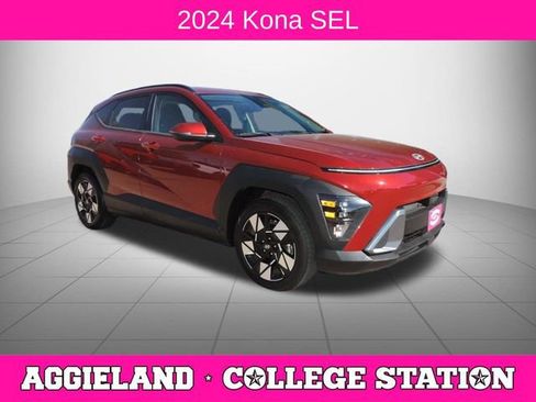Used 2024 Hyundai Kona SEL FWD image 1
